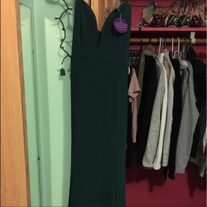 Never worn!! New olive green prom dress